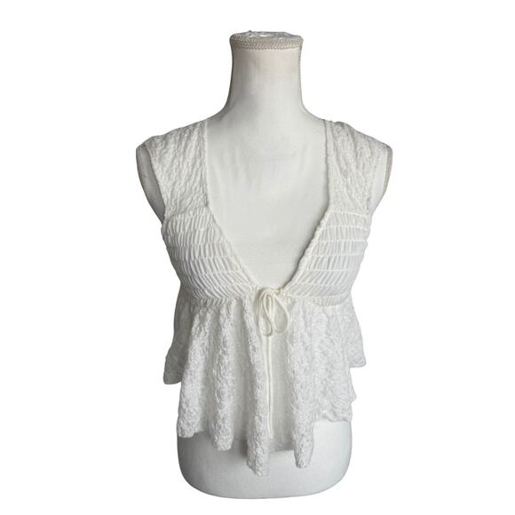 Urban Outfitters White Smocked Lace Babydoll Top Women’s Small Tie Front - Picture 2 of 6